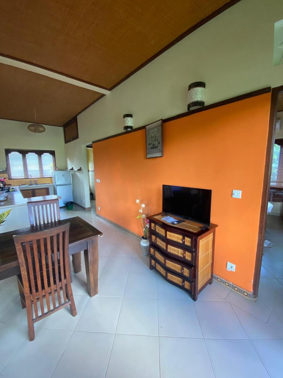 Dukuh Village Villas & Art Tegallalang  Room photo