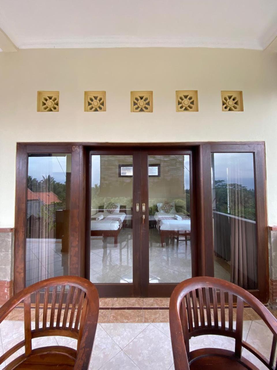 Dukuh Village Villas & Art Tegallalang  Room photo